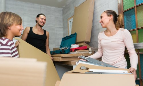 House movers planning a move in Hammersmith residential streets