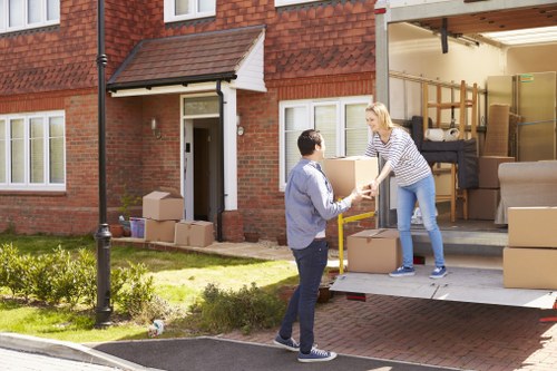 Local office moving team working in Hammersmith