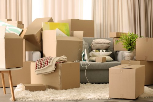 A smooth residential move in Hammersmith with boxes and furniture